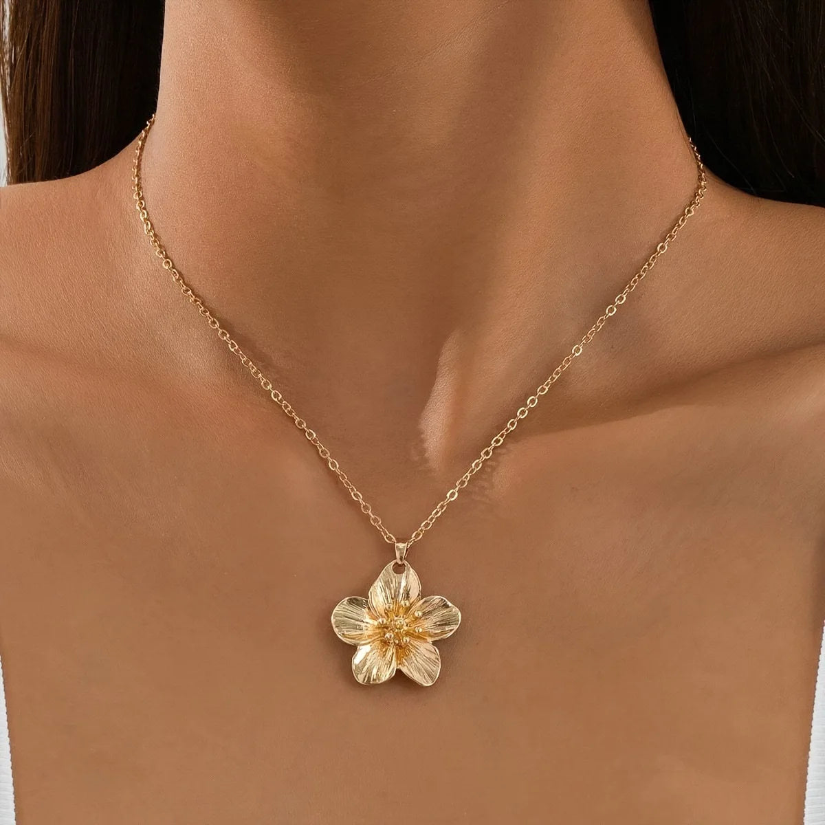 Floral Layered Necklace - Gold-Tone Alloy, Textured Flower Pendant, Double-Layer Beaded Chain, Boho Elegant Fashion Neck Jewelry
